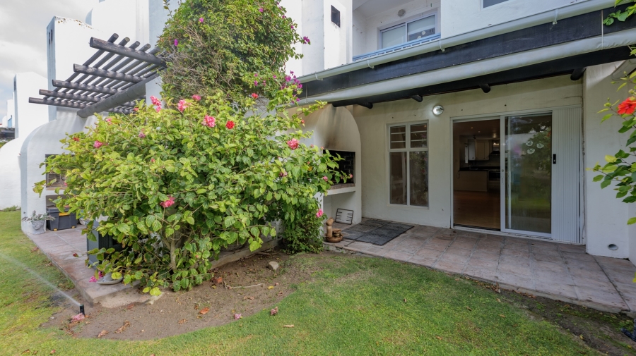 3 Bedroom Property for Sale in Struisbaai Western Cape